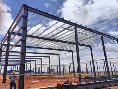 Plantas de talleres de estructuras de acero en Uganda
    